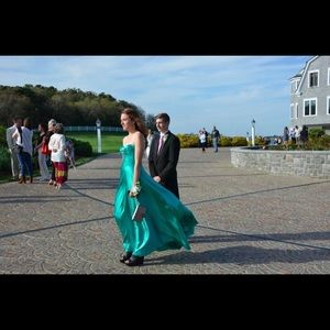 LIKE NEW beautiful evening gown